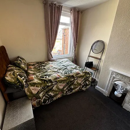 Harmony House - Close To Blackpool Fc - Excellent Transport Links - Sleeps Up To 6-3